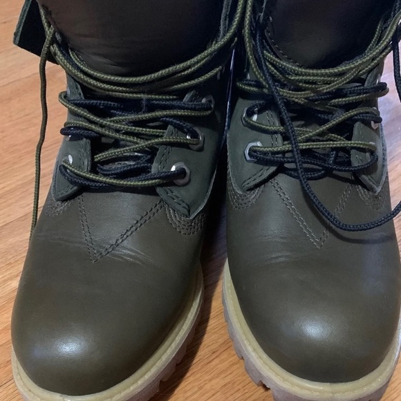 🎉HP🎉Timberland Boots - Picture 3 of 5